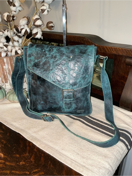 Bed Stu Handbags - NWOT Bed Stu Leather Venice Beach Crossbody Bag Betta Blue Black Luxe MSRP $240